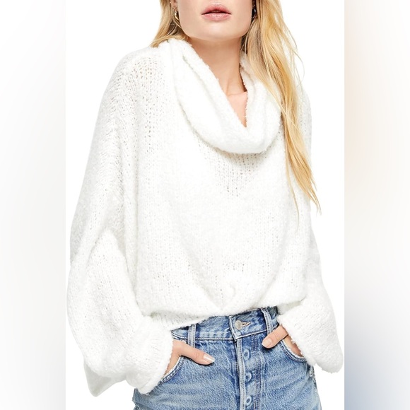 Free People Sweaters - White Free People Slouchy Sweater - Small